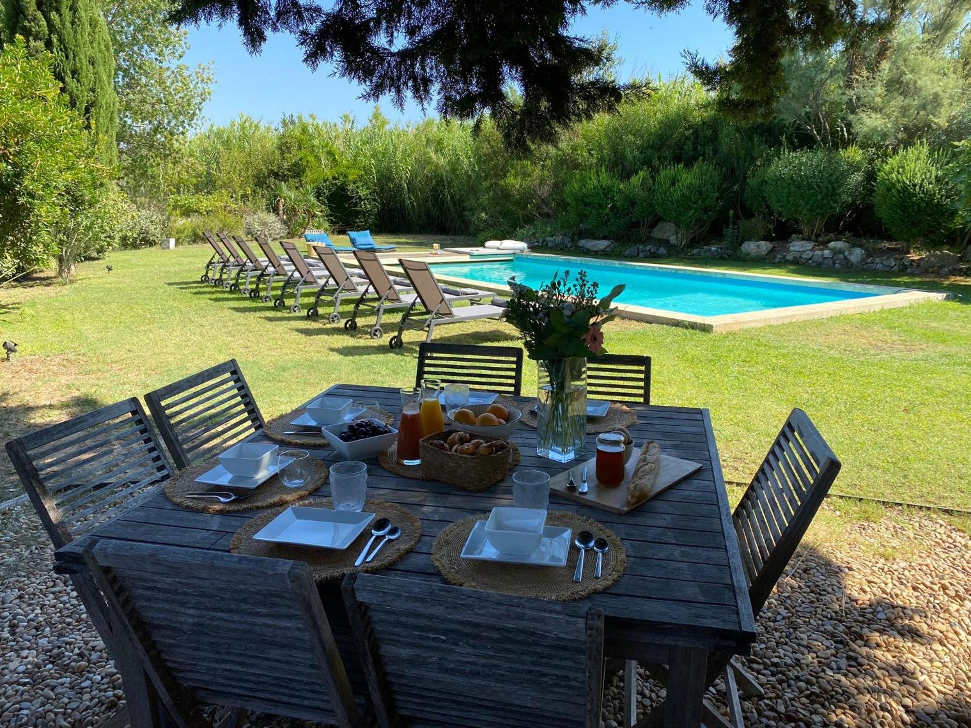 Mas Des Alpilles Bed and breakfast