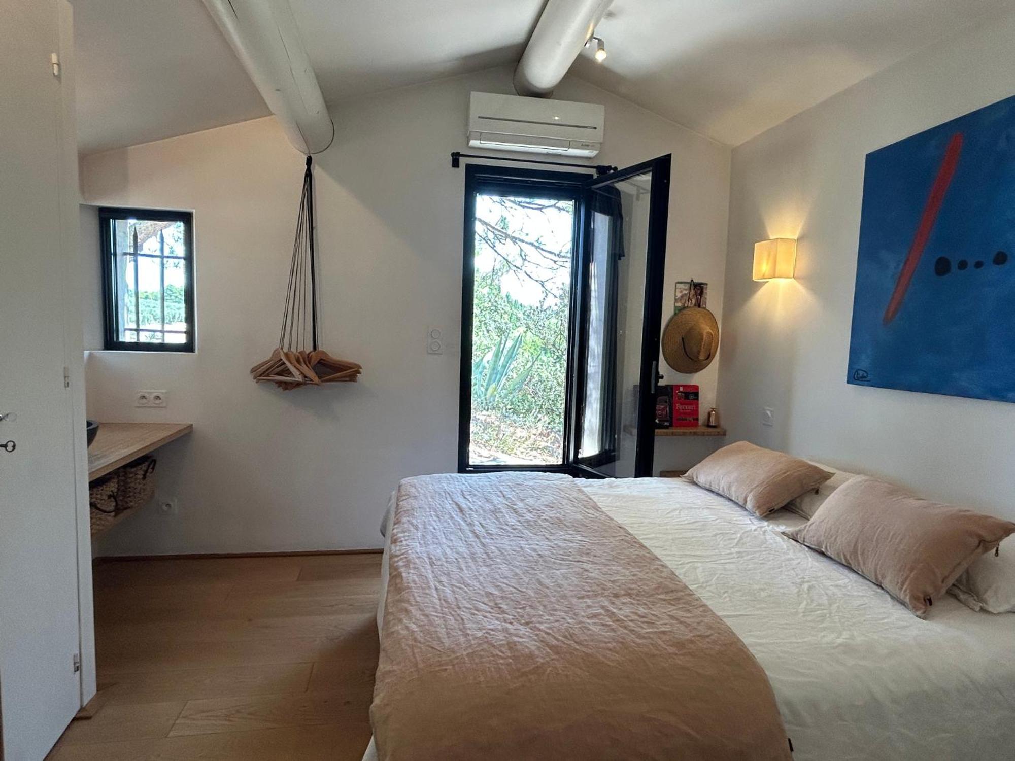 Mas Des Alpilles Bed and breakfast